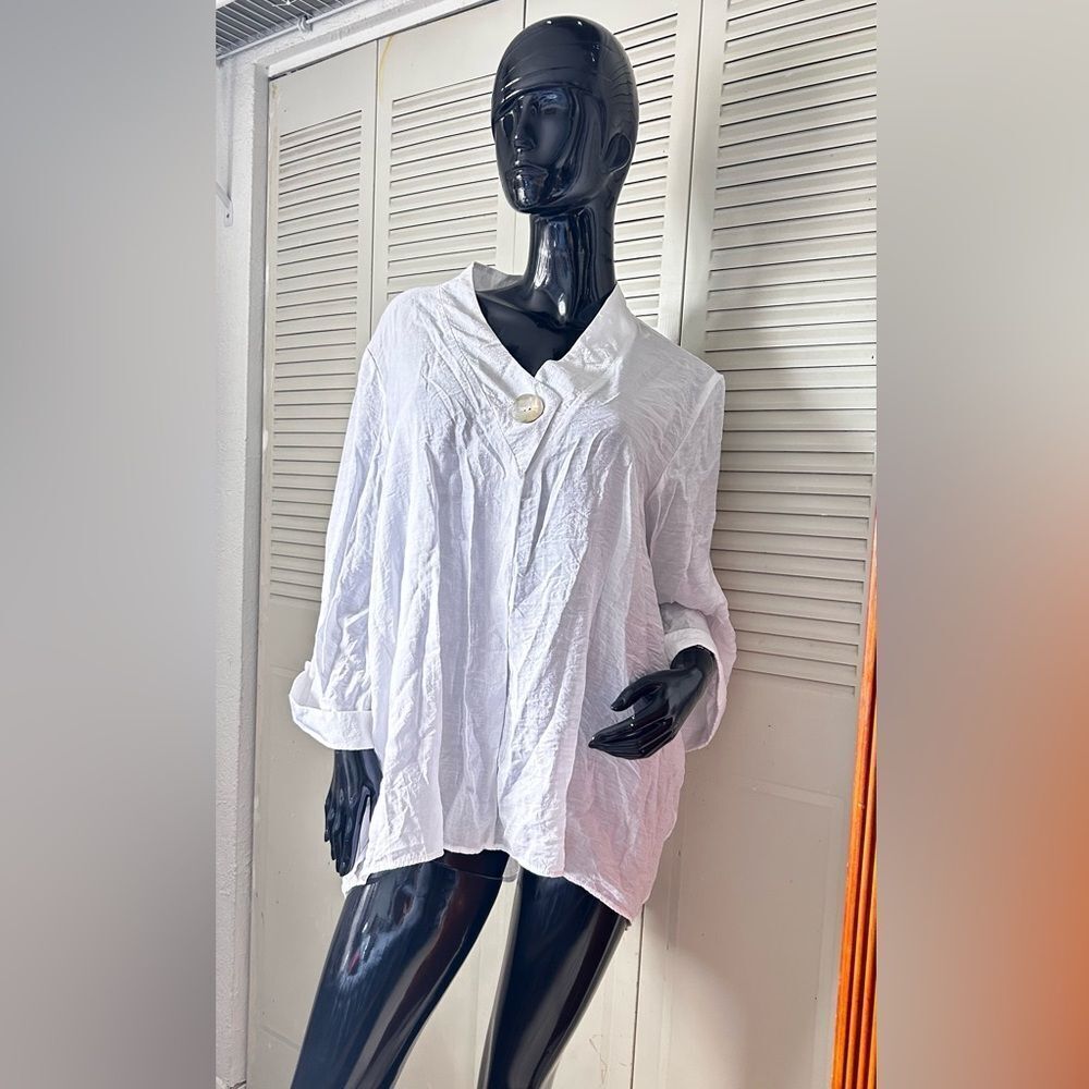 Moonlight Y&S Fashion blouse, white one button accent size XL